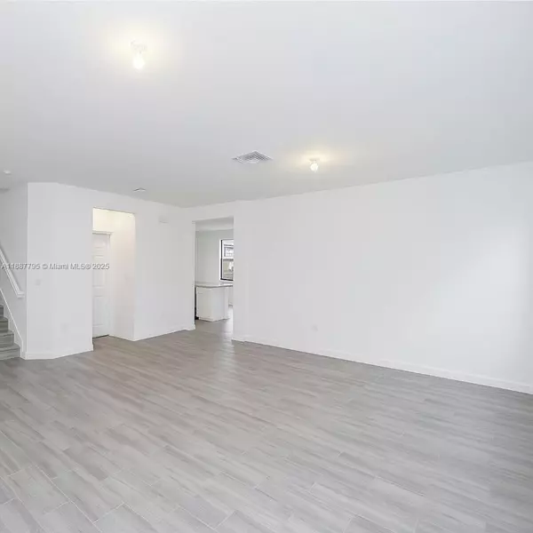 Miami, FL 33179,244 NE 210th Way #244