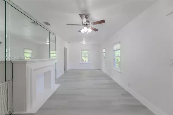 Miami, FL 33142,1250 NW 43rd St