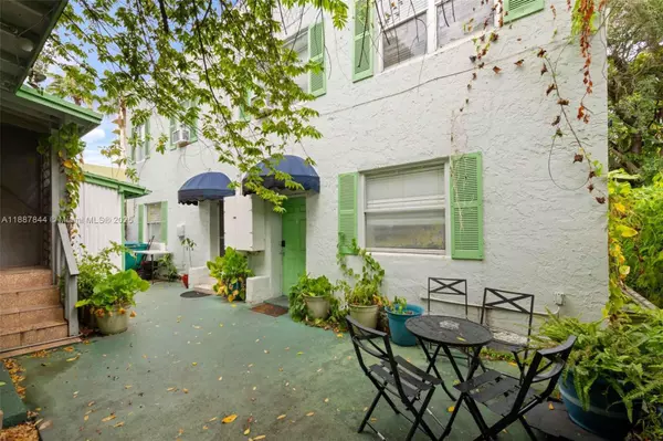 769 NW 10th St #2, Miami, FL 33136