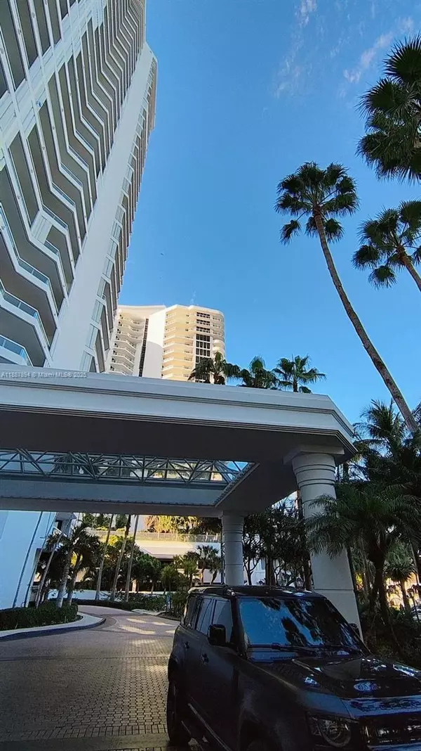 Aventura, FL 33180,21150 Point Pl #1202