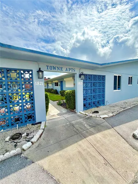 1821 N 17th Ct #27, Hollywood, FL 33020