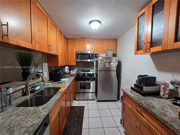 Miami, FL 33193,8530 SW 149th Ave #916