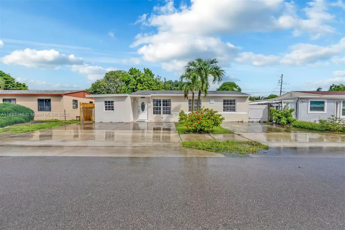 West Palm Beach, FL 33409,2041 Wellington Rd