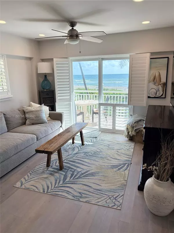 Hollywood, FL 33019,901 S Surf Rd #208