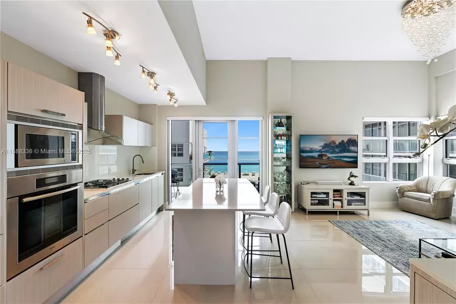 3739 Collins Ave #N-605, Miami Beach, FL 33140