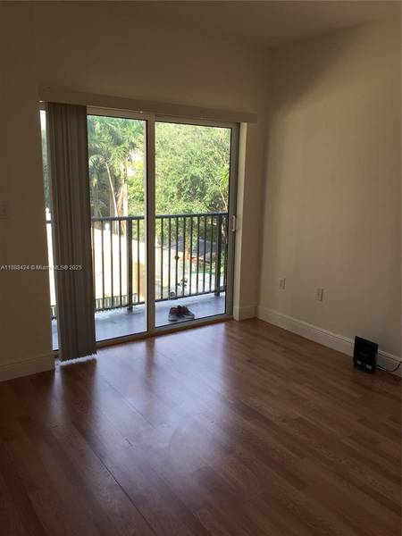 3410 Coral Way #304, Miami, FL 33145