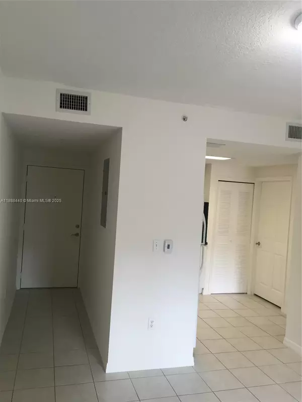 Miami, FL 33145,3410 Coral Way #304