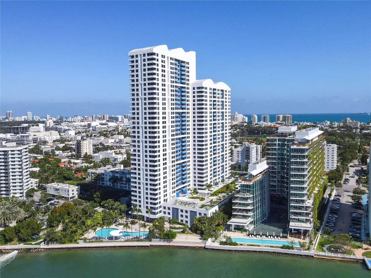 Miami Beach, FL 33139,1330 West Ave #611
