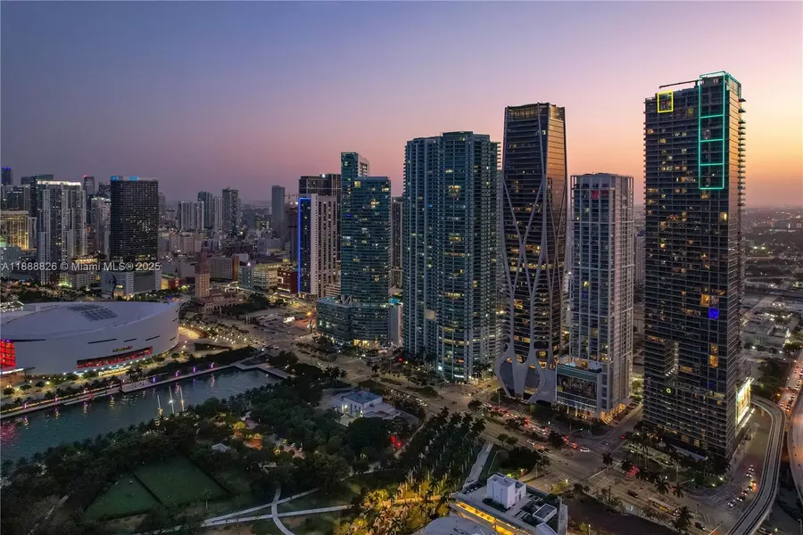1100 Biscayne Blvd #PH6302, Miami, FL 33132