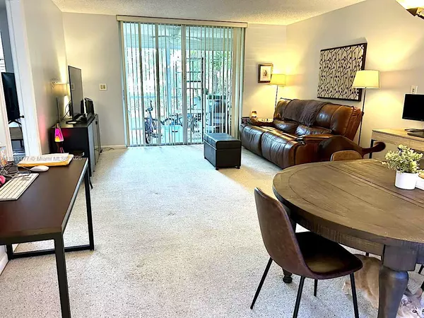 Deerfield Beach, FL 33064,4570 NW 18th Ave #107