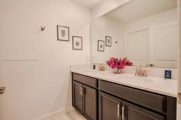 Kissimmee, FL 33896,962 splash Shot  Pl