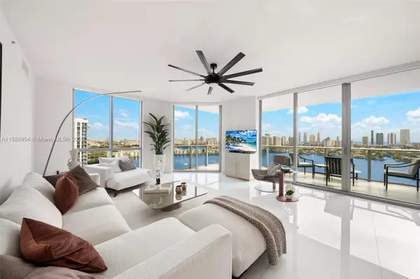 North Miami Beach, FL 33160,17111 Biscayne Blvd #2109