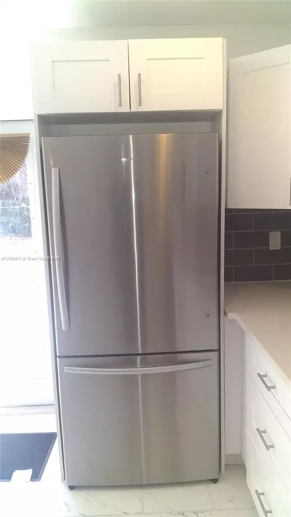 West Palm Beach, FL 33407,710 52nd St