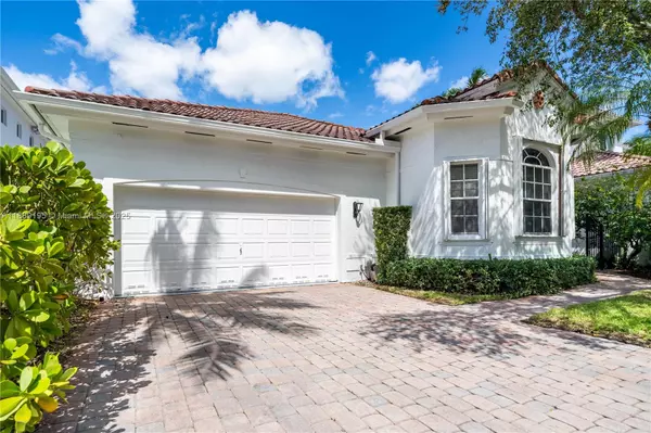 3975 194th Trl, Sunny Isles Beach, FL 33160