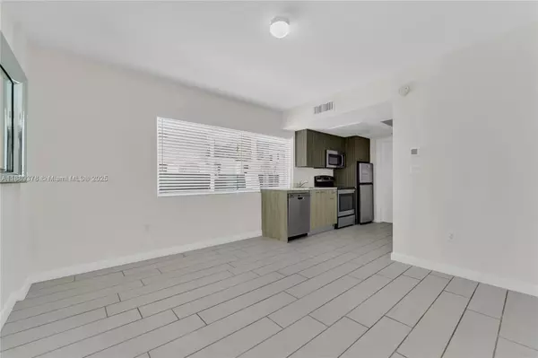 740 Meridian Ave #18, Miami Beach, FL 33139
