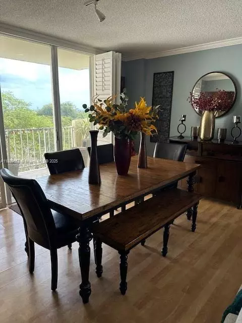 Miami, FL 33181,11111 Biscayne Blvd #6B