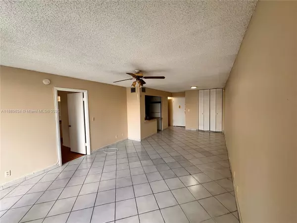 Lauderhill, FL 33313,2029 NW 46th Ave #E207