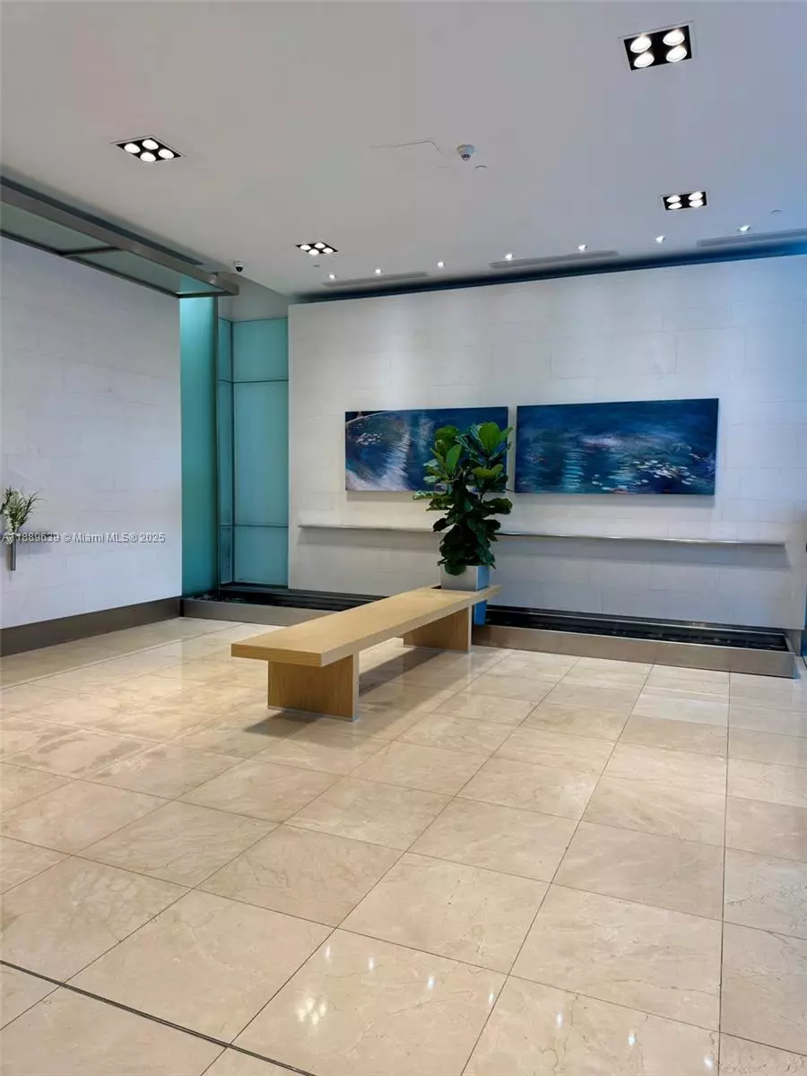 Miami, FL 33129,2101 Brickell Ave #1209