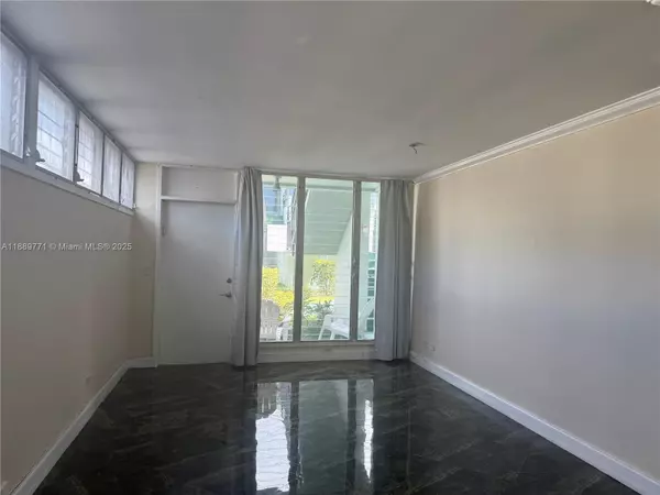 Bay Harbor Islands, FL 33154,1070 98th St #11