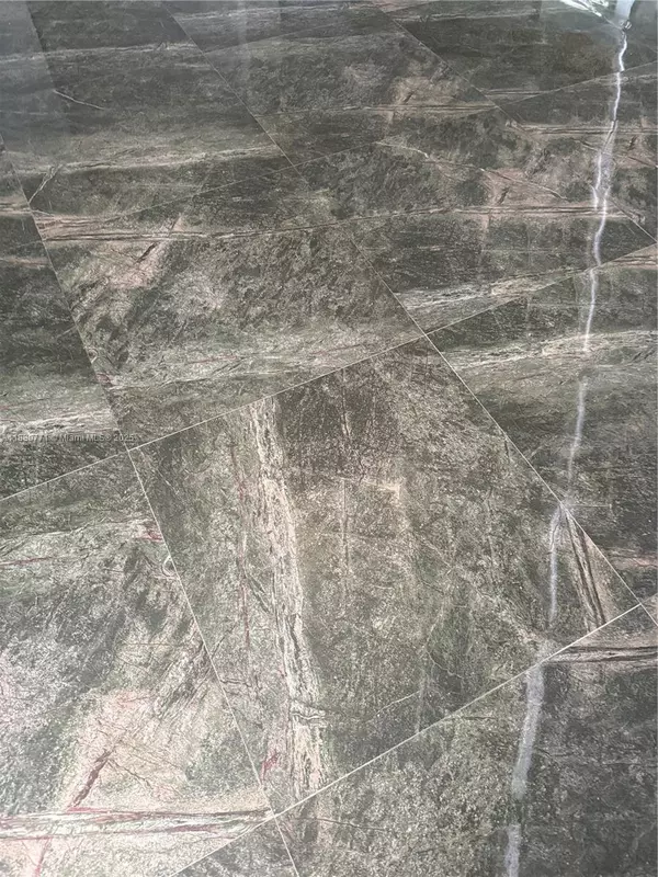 Bay Harbor Islands, FL 33154,1070 98th St #11