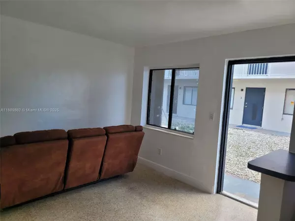 Hialeah, FL 33010,154 W 26th St #2