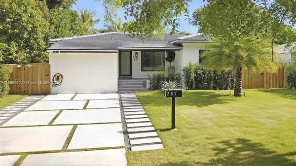 231 NE 45th St, Miami, FL 33137