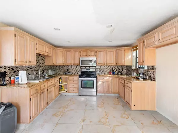 Miami Gardens, FL 33055,16815 NW 38th Ct