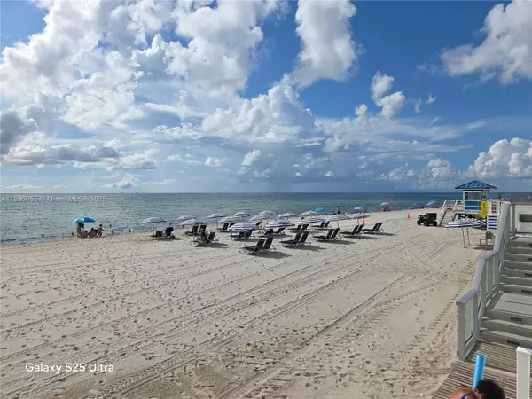 Hollywood, FL 33019,3725 S Ocean Dr #617