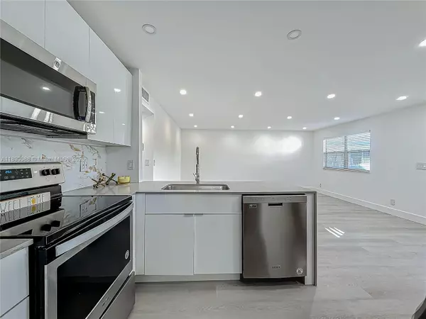 Delray Beach, FL 33446,260 Monaco F #F