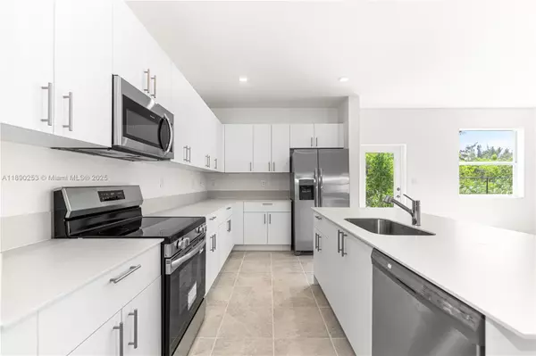 Homestead, FL 33035,2232 SE 30th St #1