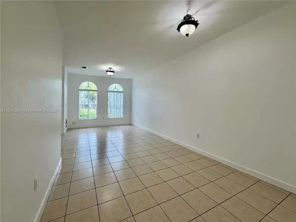Miami, FL 33186,12362 SW 122nd St