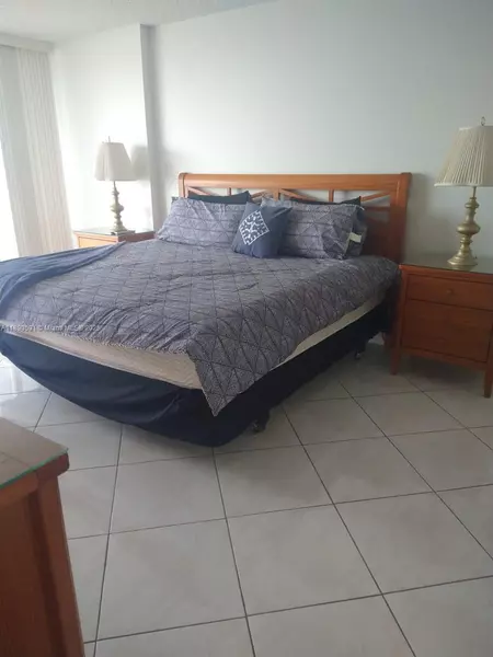 9341 Collins Ave #303, Surfside, FL 33154