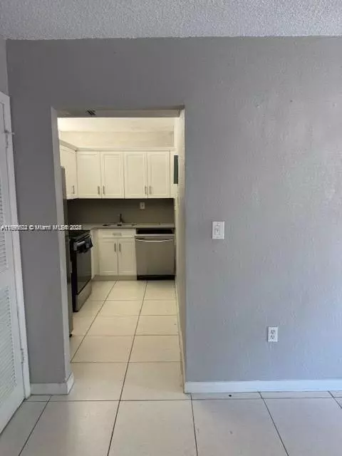 Hialeah, FL 33015,17530 NW 68th Ave #C2004