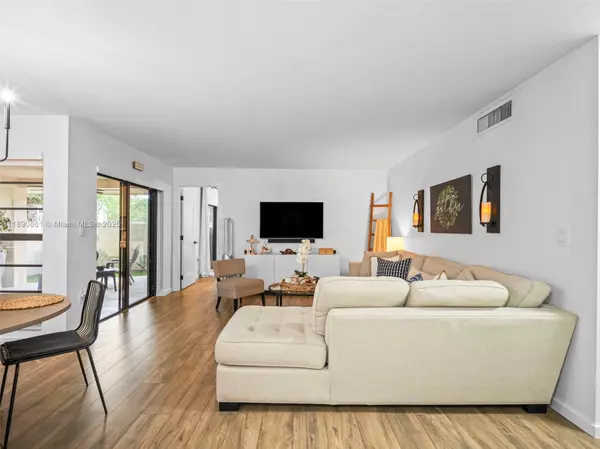 Miami, FL 33186,9010 SW 125th Ave #G110