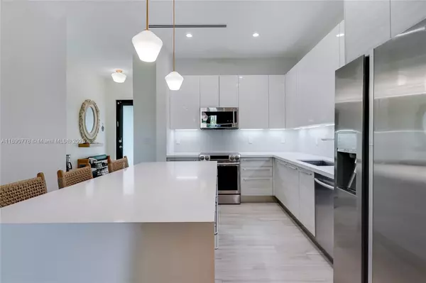 Miami, FL 33133,3110 Hibiscus St #3110