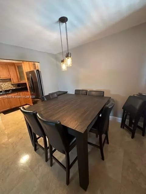 Hollywood, FL 33020,1811 Jefferson St #310
