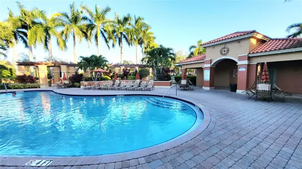 Dania Beach, FL 33312,2234 Coral Reef Ct #4904