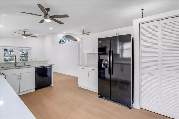 Pembroke Pines, FL 33029,18270 NW 19th St