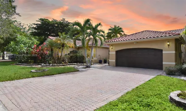 523 Stonemont Dr, Weston, FL 33326
