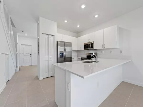 Homestead, FL 33035,1517 SE 27th Rd