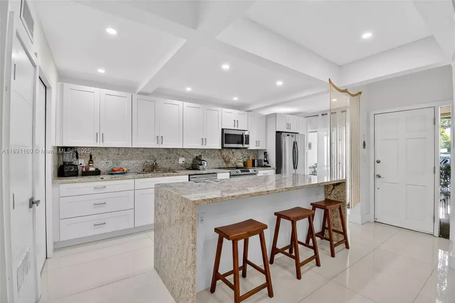 19220 NE 25th Ave #274B, Miami, FL 33180