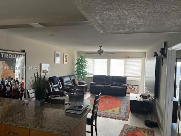Hallandale Beach, FL 33009,330 SE 2nd St #503E