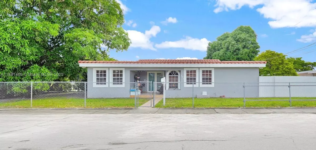 Miami, FL 33144,525 SW 68th Ave