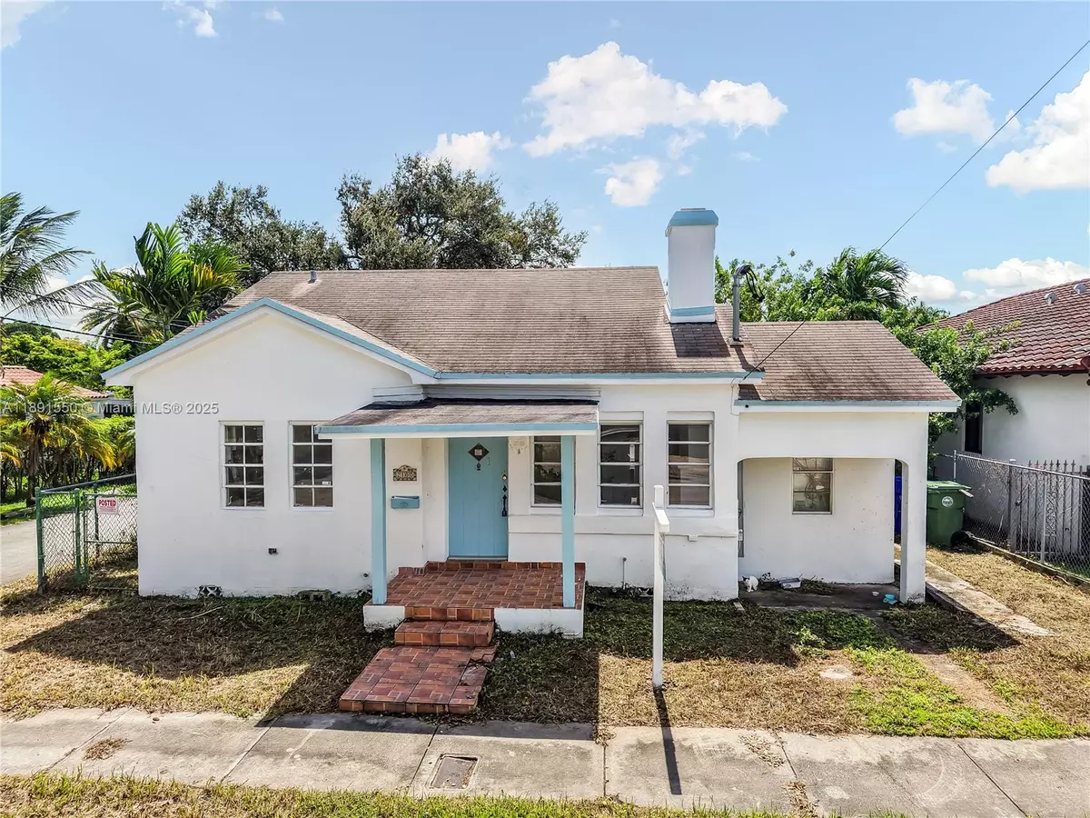Miami, FL 33133,2100 SW 25th St