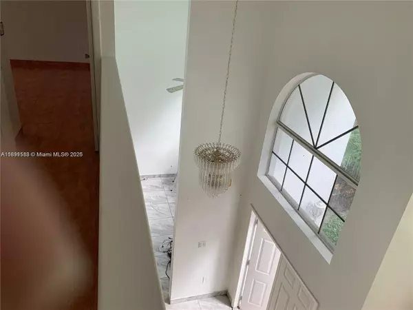 Miami, FL 33179,233 NE 212th Ter