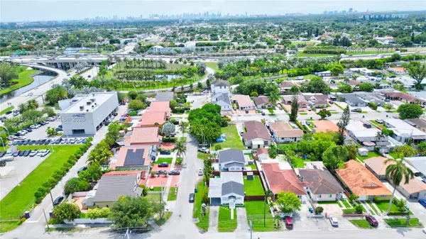 Miami, FL 33144,901 SW 79th Ave