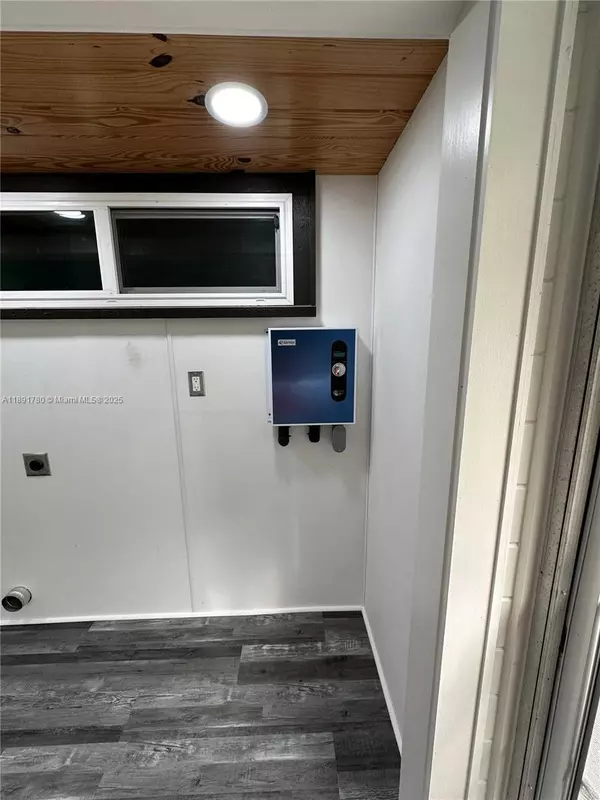 Sebring, FL 33870,111 Springdale Road