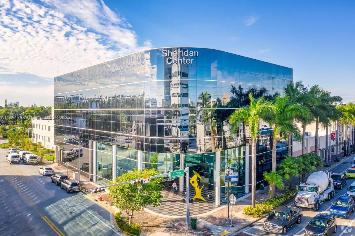 Miami Beach, FL 33140,410 W 41st St #103