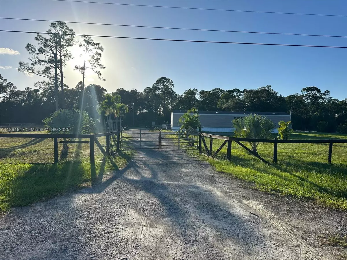 Clewiston, FL 33440,3850 Pioneer 10St