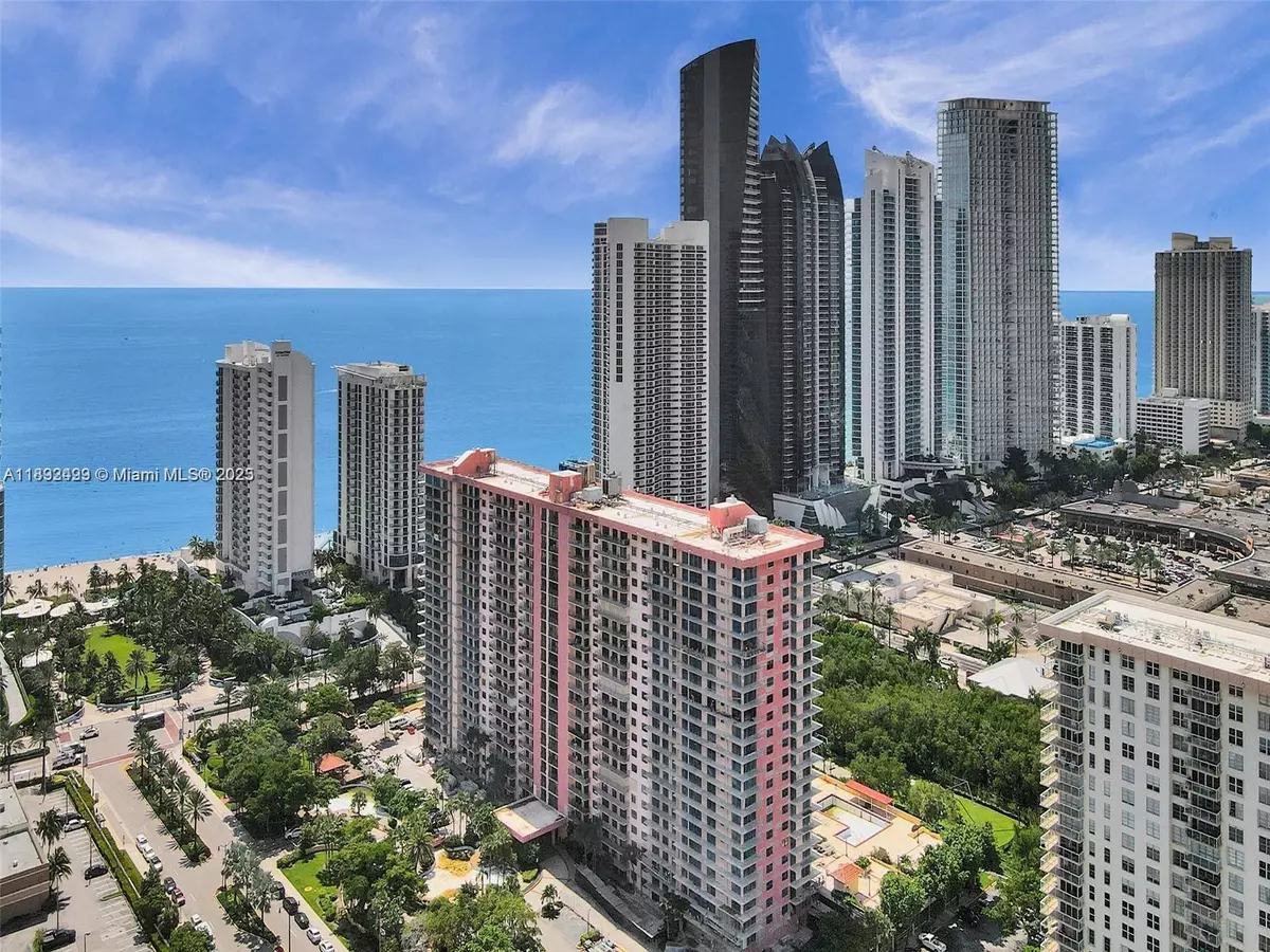 Sunny Isles Beach, FL 33160,210 174th St #2316